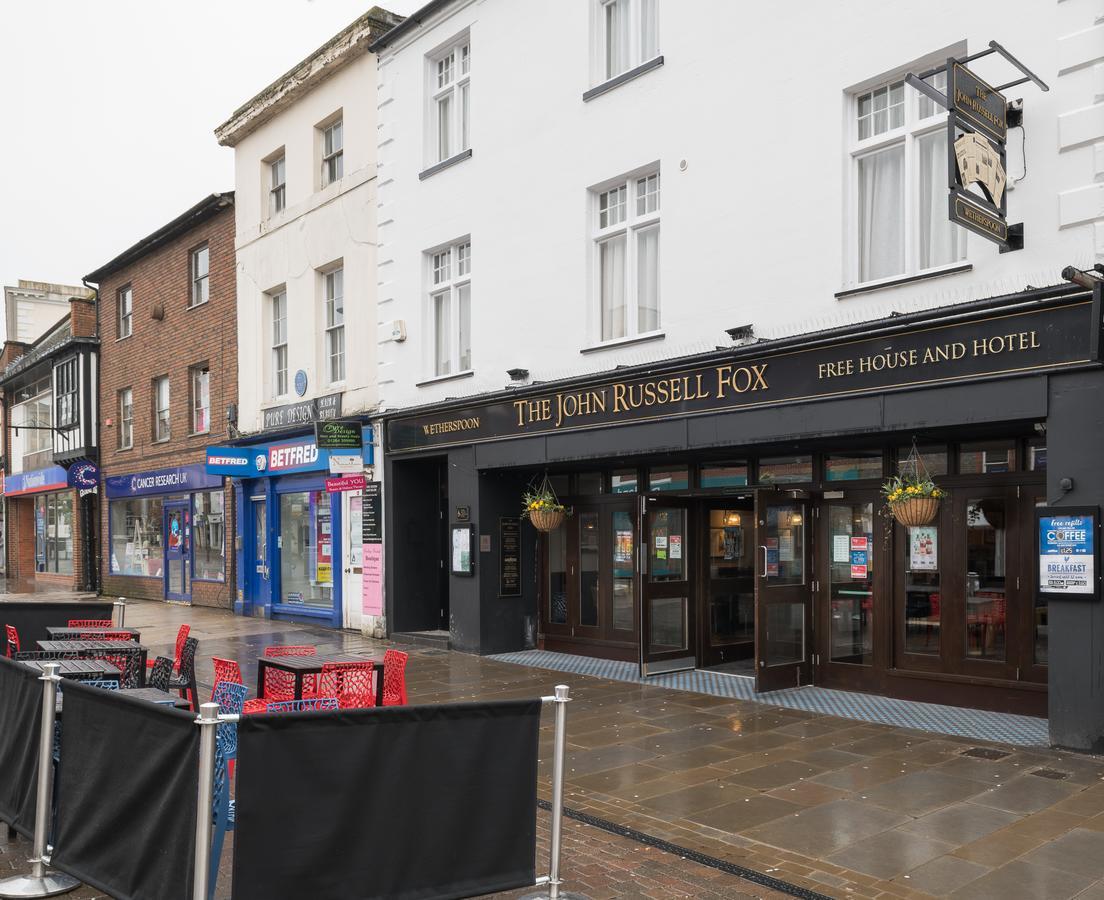 The John Russell Fox Wetherspoon Andover Exterior foto